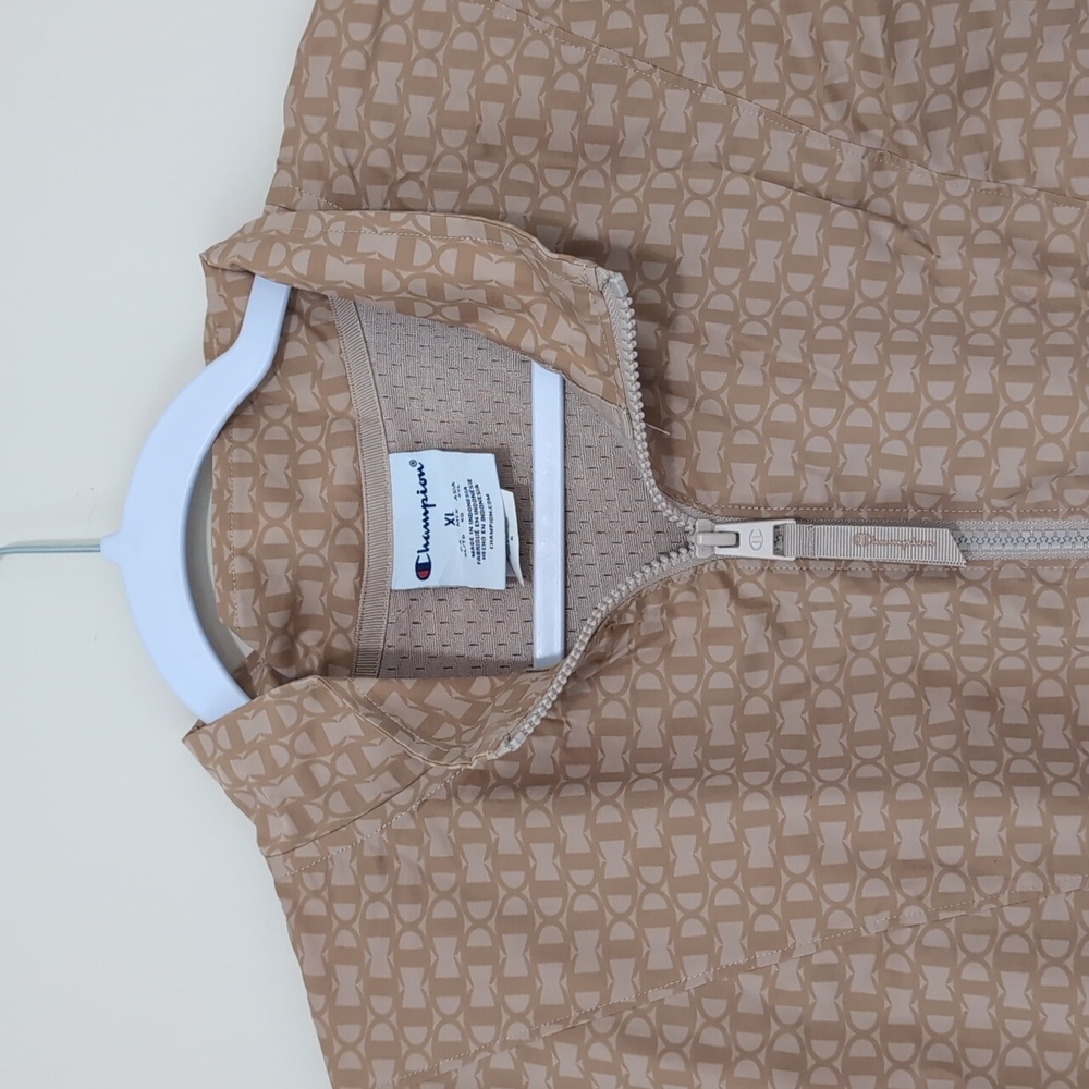 NWT CHAMPION CROPPED JACKET